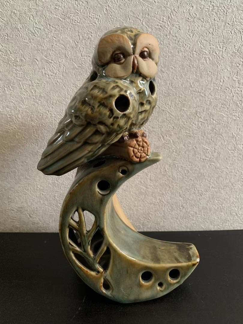フクロウ　陶器　置物