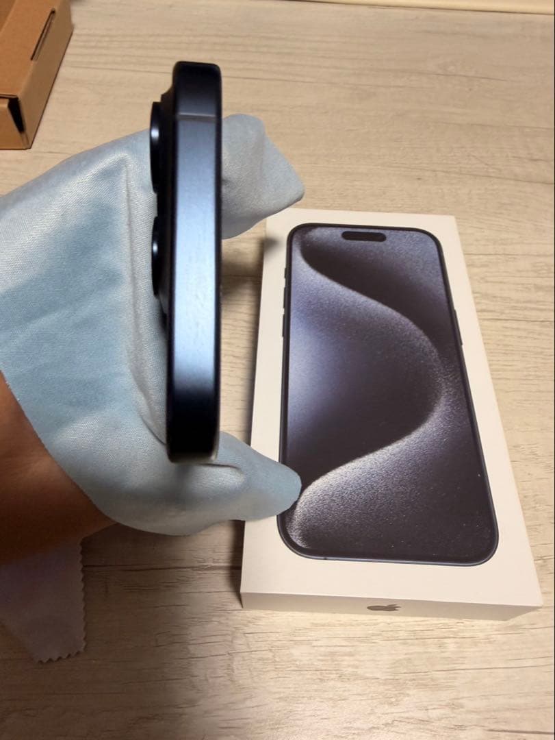Apple iPhone 15pro 256GB ブルーチタニウム