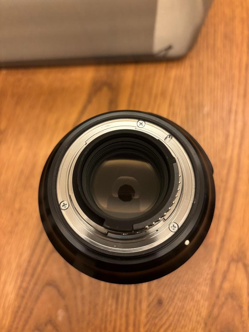 SIGMA 135mm F1.8 DG HSM | Art (Fマウント)