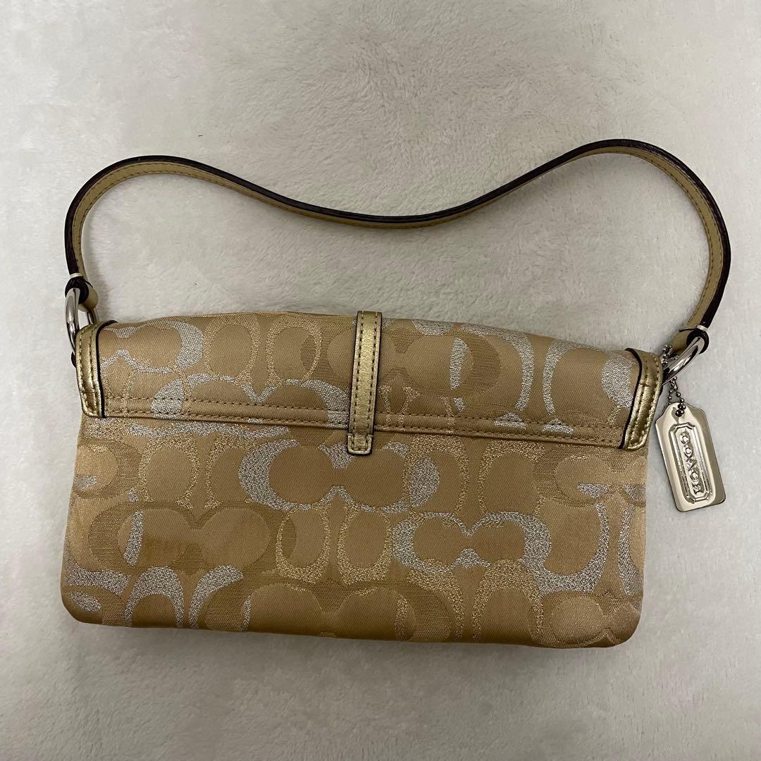 COACH コーチ　アクセサリーポーチ　ハンドバッグ　フック　ゴールド