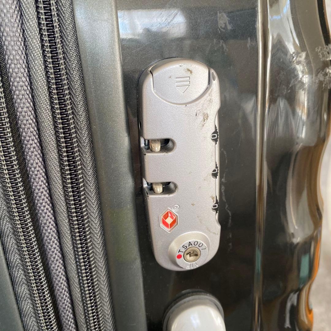 サムソナイト キャリーケース スーツケース　オーバル スピナー55 大容量　L