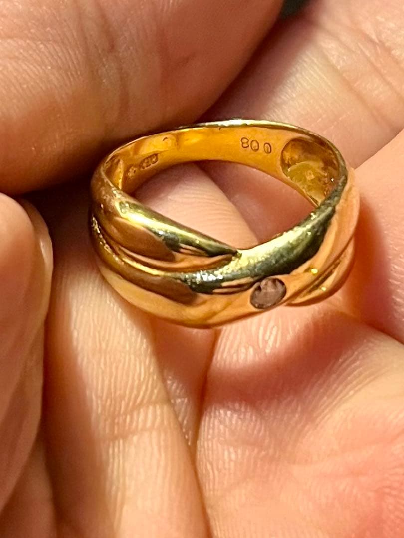 【店舗購入品】k18 刻印あり　ダイヤ付き