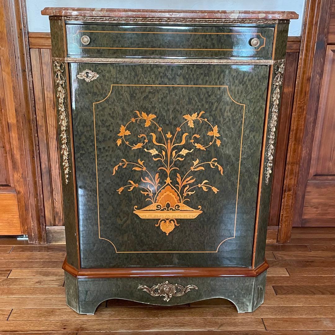 イタリア製 大理石天板 象嵌細工 キャビネット☆バーズアイ杢目 真鍮装飾☆引出付