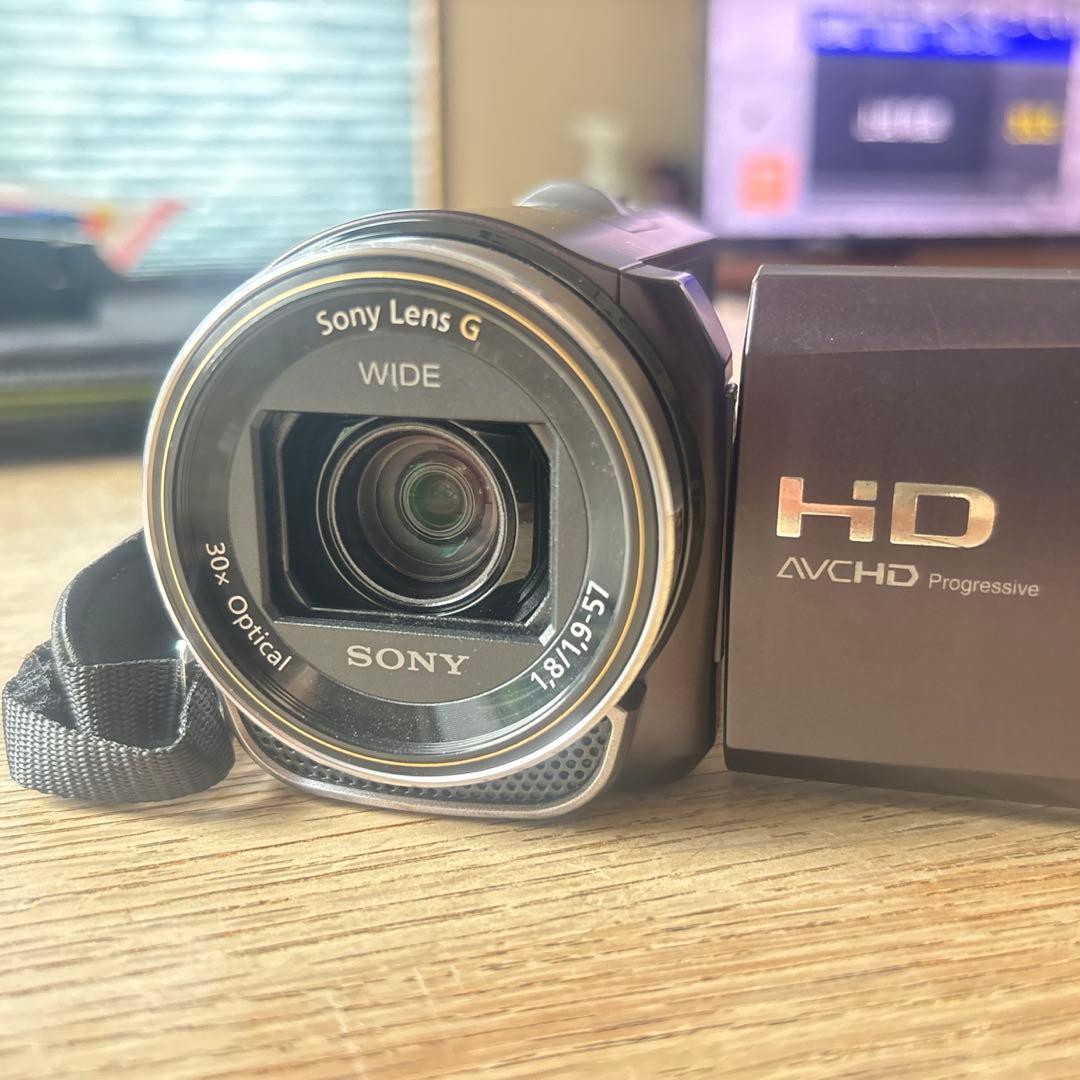 SONY HDR-CX430V ハンディカム本体、32GBメモリ&三脚付き