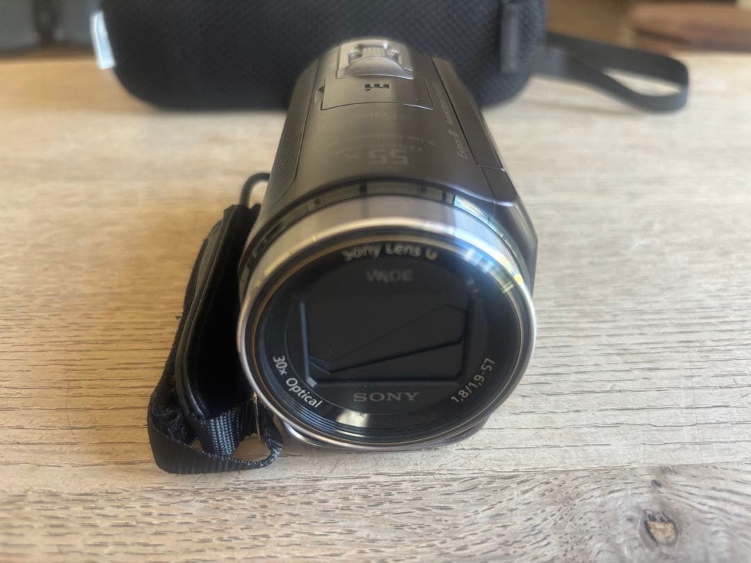 SONY HDR-CX430V ハンディカム本体、32GBメモリ&三脚付き