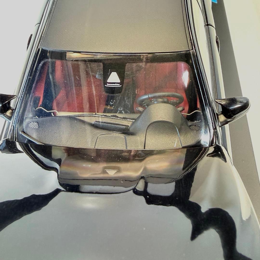 【希少美品】BMW M4 クーペ F82 1/18 特注モデル 黒 ブラック