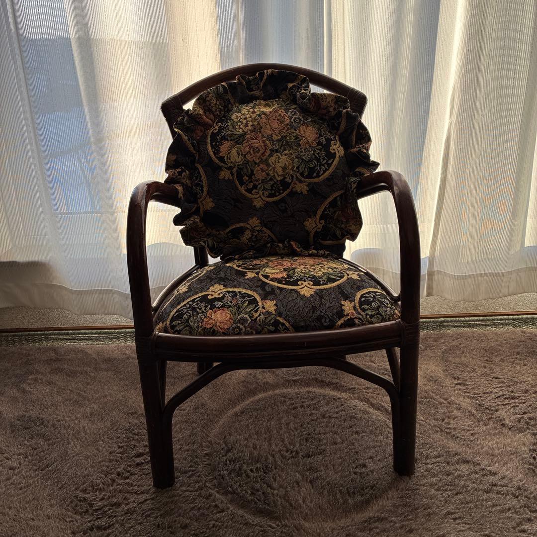 マルニ製　ラタン花柄クッション付き椅子 アンティーク　1脚