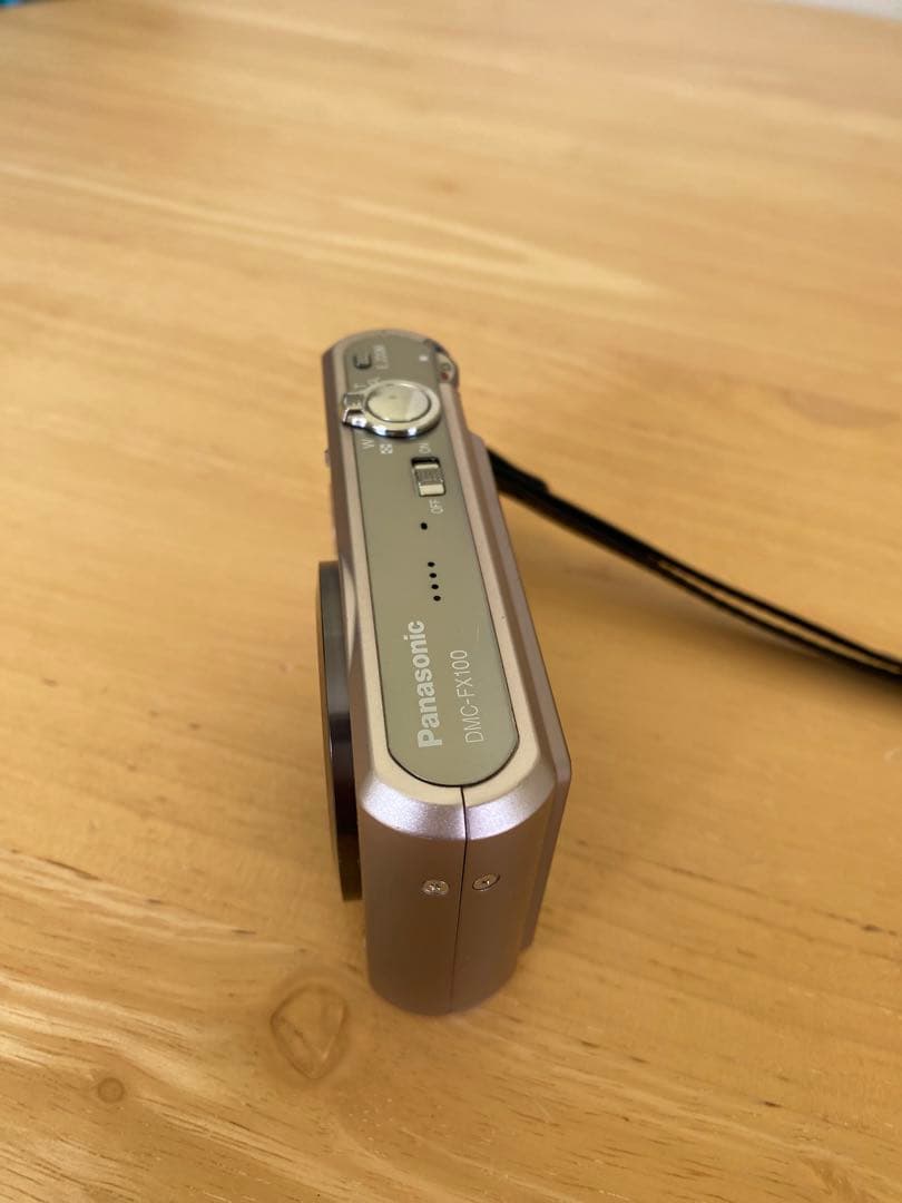 デジタルカメラ Panasonic LUMIX DMC-FX100