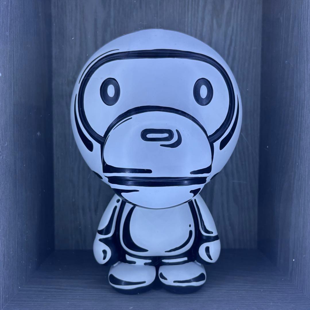 BAPE BABY MILO フィギュア joshua vides