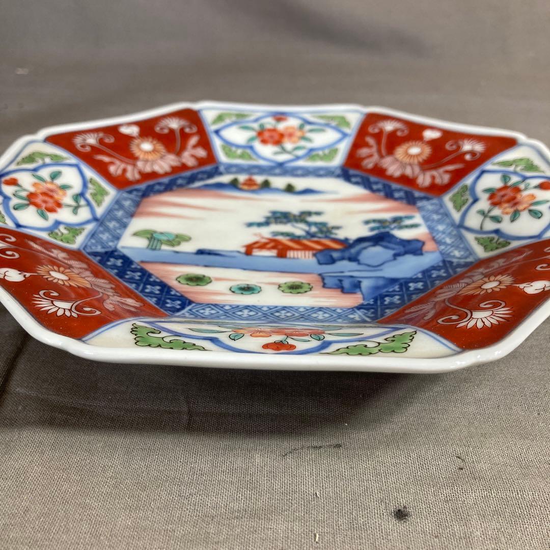 【今右衛門】色鍋島の伝統　人間国宝　十三代今泉今右衛門作　錦山水見込絵　八角皿