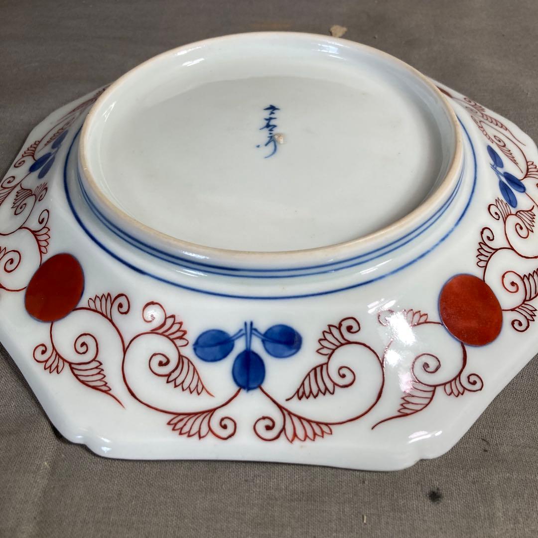 【今右衛門】色鍋島の伝統　人間国宝　十三代今泉今右衛門作　錦山水見込絵　八角皿