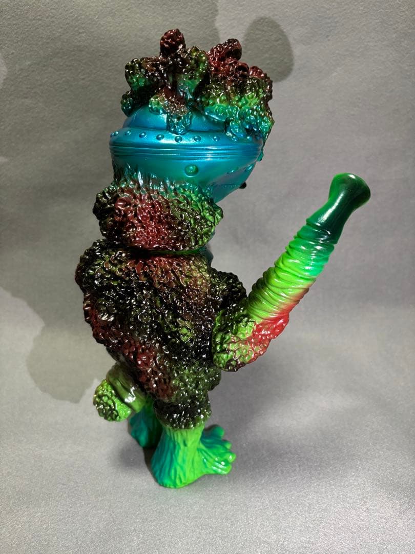 ZOLLMEN 円盤怪獣マザー 黄緑成型