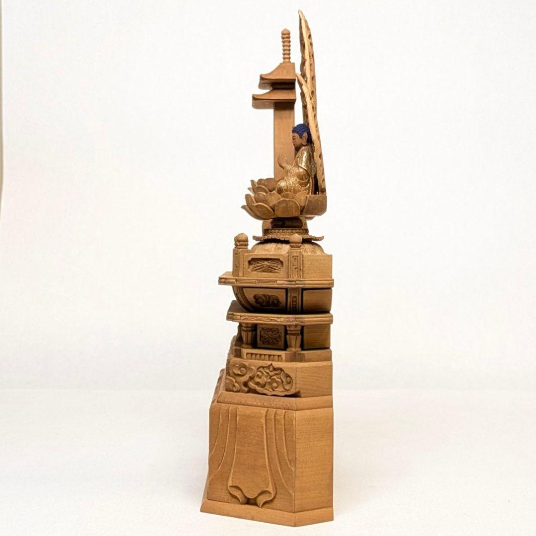 【フォロー割・新品】 三宝尊　金泥　紅檀　上彫り　総高さ約26cm　日蓮宗