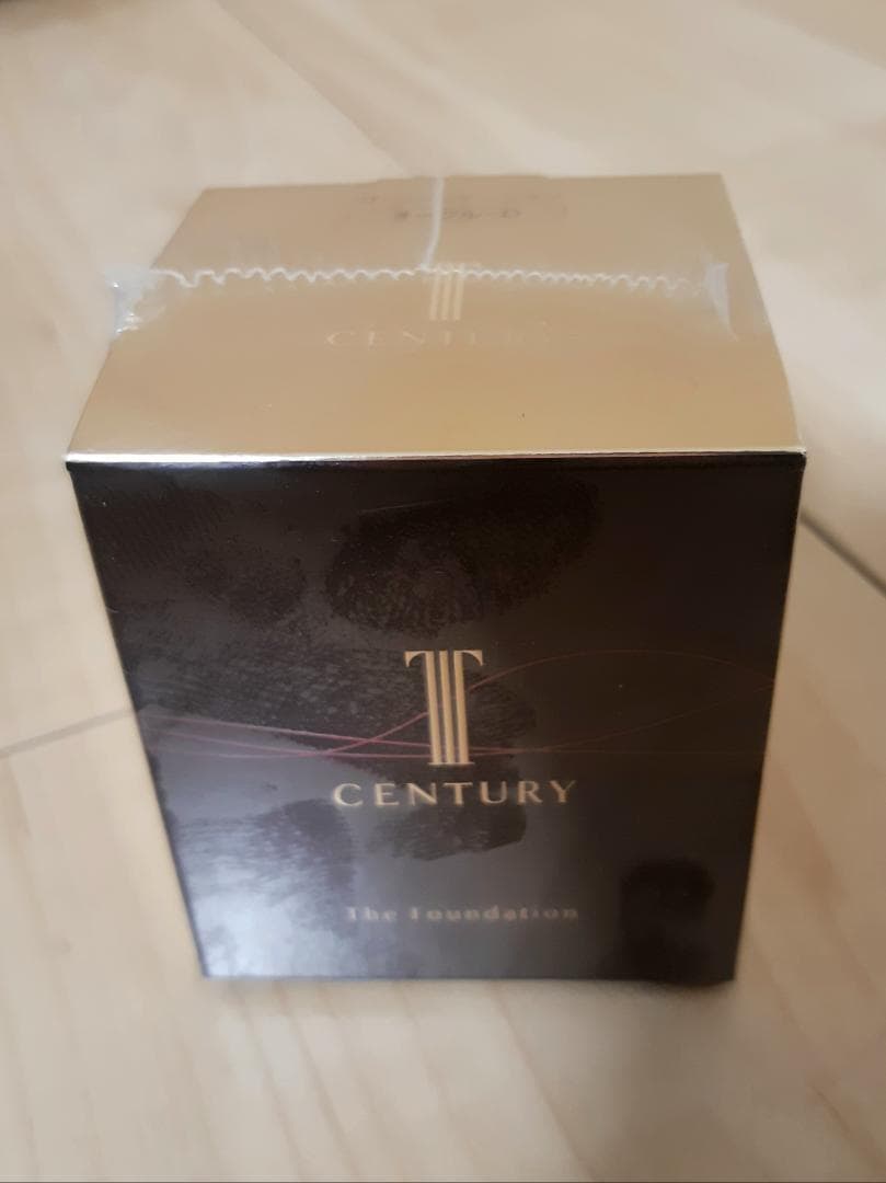 トワニー センチュリー ザ・ファンデーション 美容液