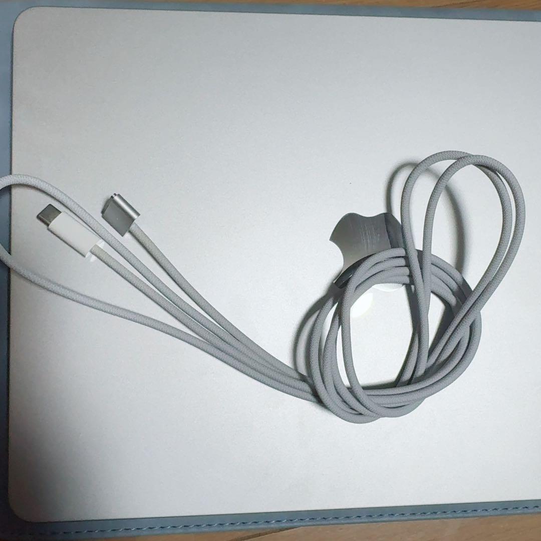 Apple MacBook 本体 充電ケーブル付き