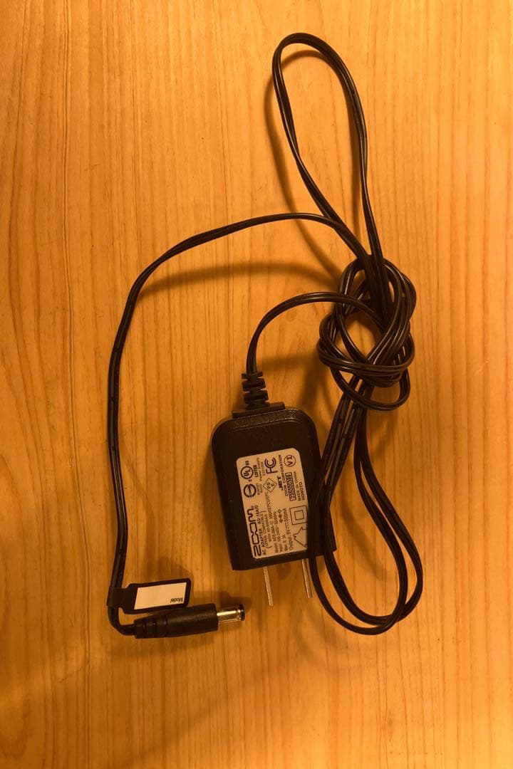 Zoom G2 FOUR ギターエフェクター ACアダプター付き