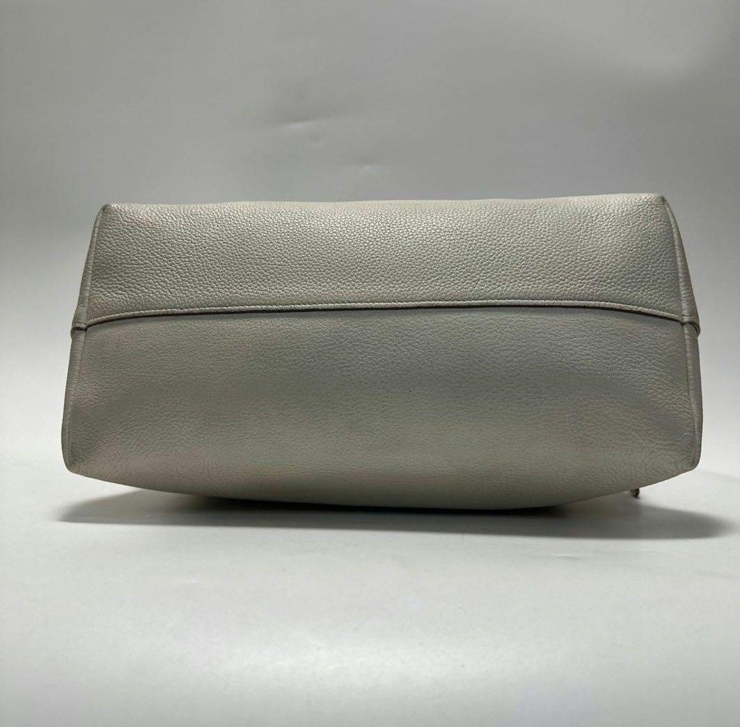 プラダ　ロゴ金具　ヴィッテロ　レザー　シボ革　2wayショルダーバッグ.