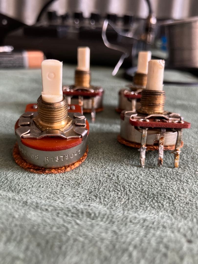 CTS 100kΩ ビンテージpot 1980年製　貴重