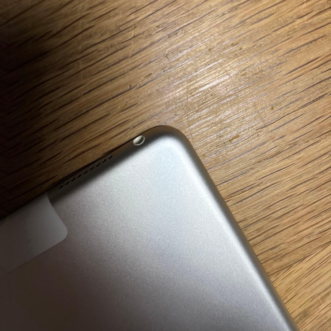 n*4様 iPad Pro (第一世代)128GB Wi-Fi + Cellul