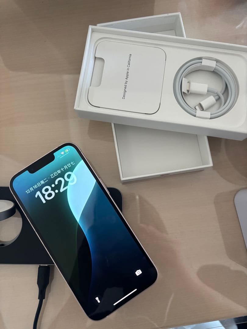 Apple iPhone 13 ピンク 充電ケーブル付き