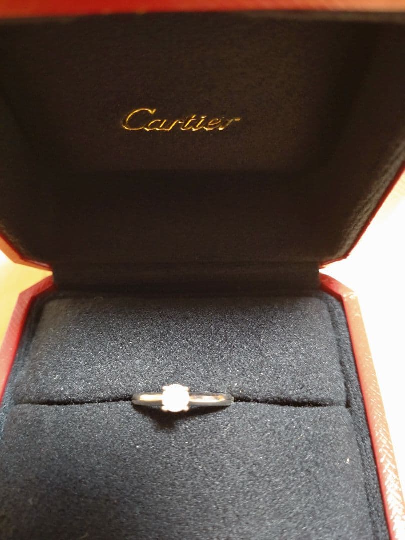 Cartier ダイヤモンドリング ホワイトゴールド