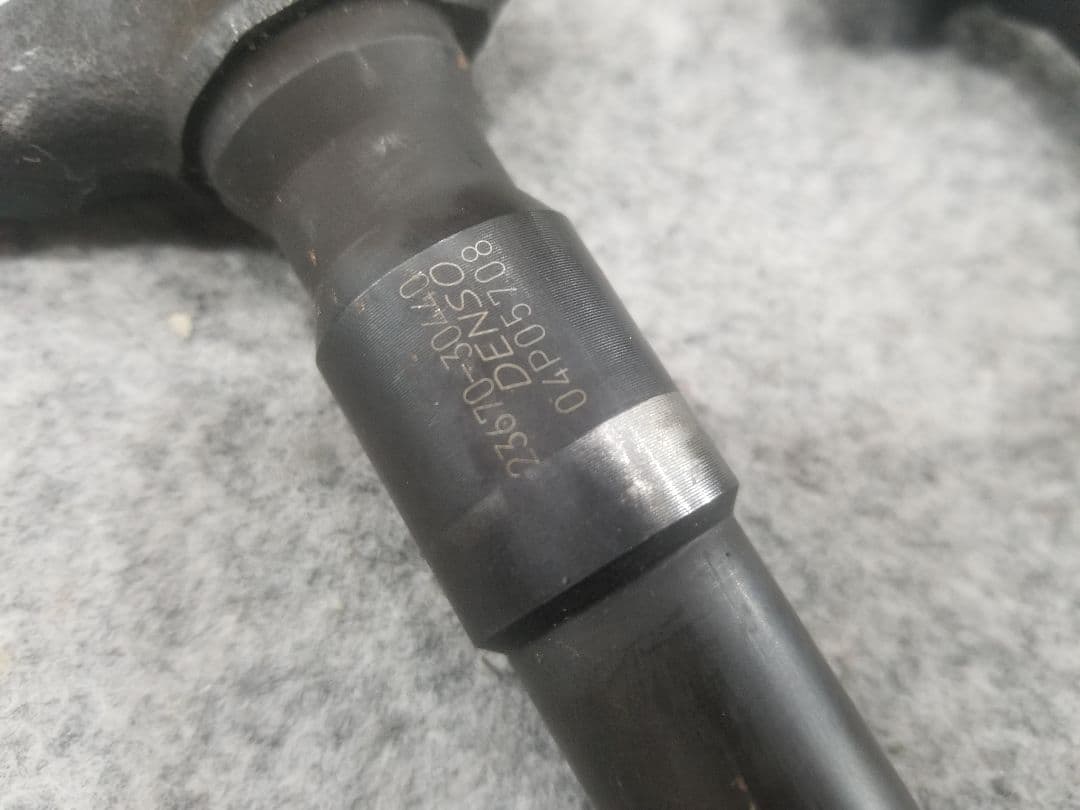 トヨタ インジェクター 4本セット 23670-30440