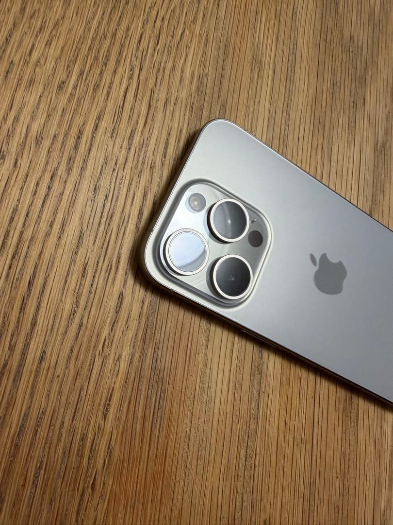 Apple iPhone 15 Pro 256GB SIMフリー　本日価格