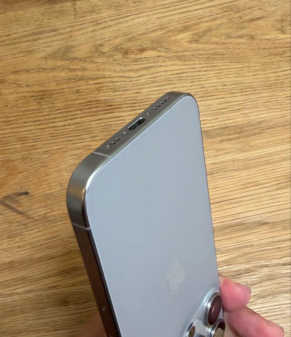 Apple iPhone 15 Pro 256GB SIMフリー　本日価格