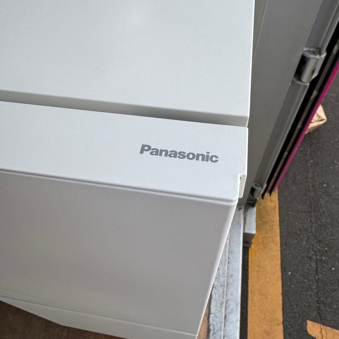 C7304★2024年製★ほぼ新品★パナソニック冷蔵庫インバーターマットホワイト