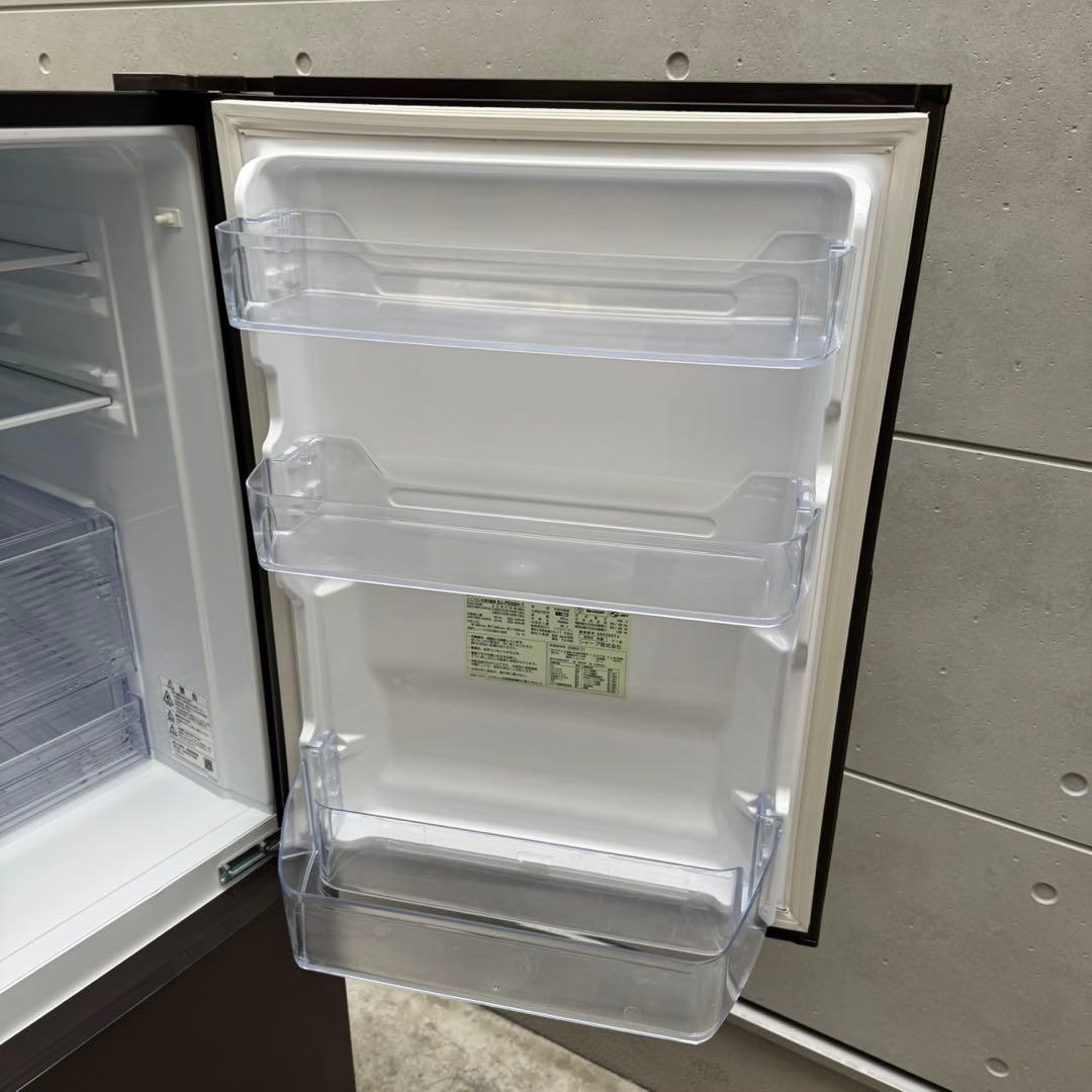 112⭐️2022年製美品★シャープ　冷蔵庫　ブラウン　大型　2ドア　280L