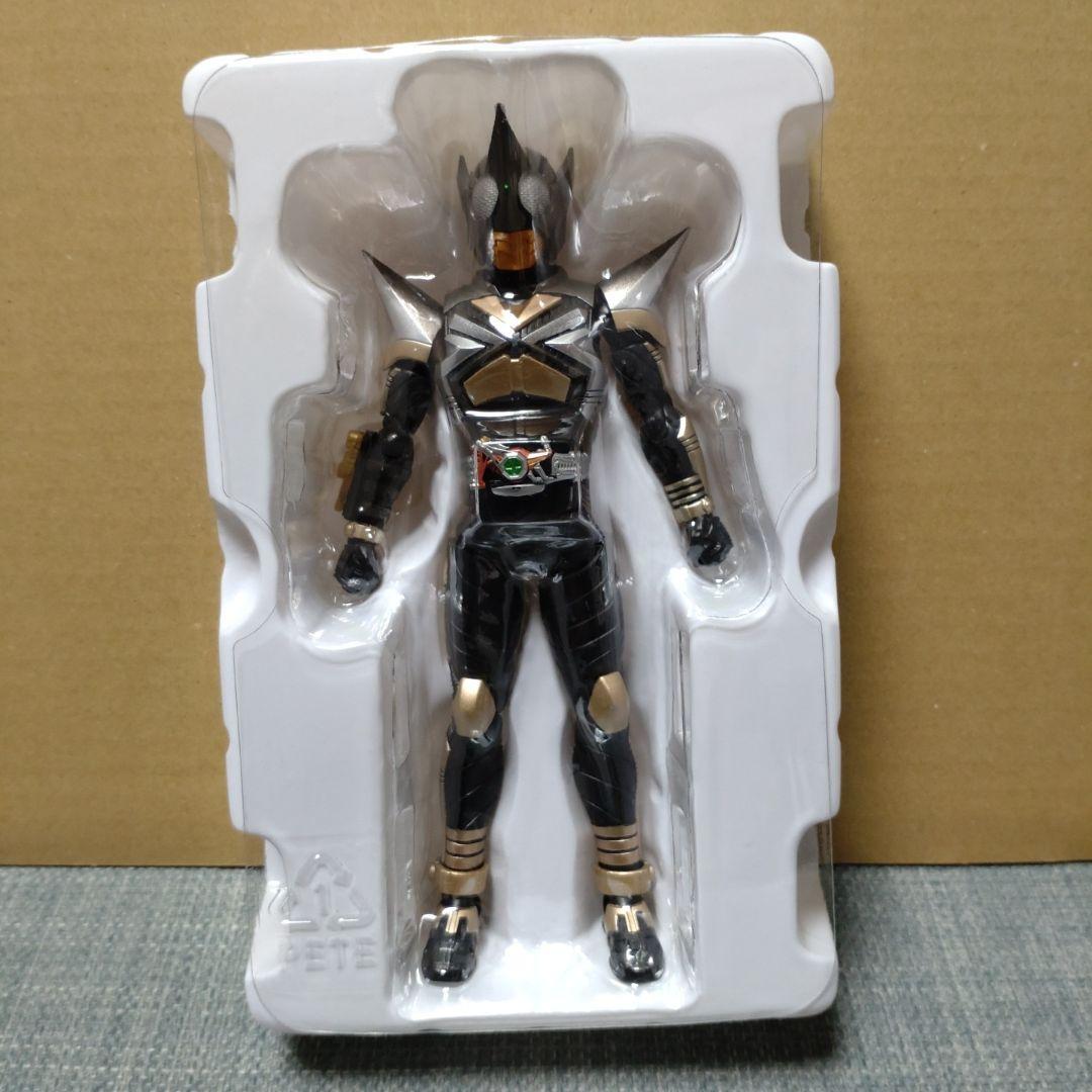 S.H.Figuarts 仮面ライダーカブト キックパンチセット