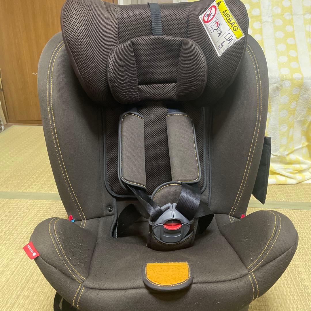 リーマン　カイナビットターン ISOFIX ブラウン　チャイルドシート