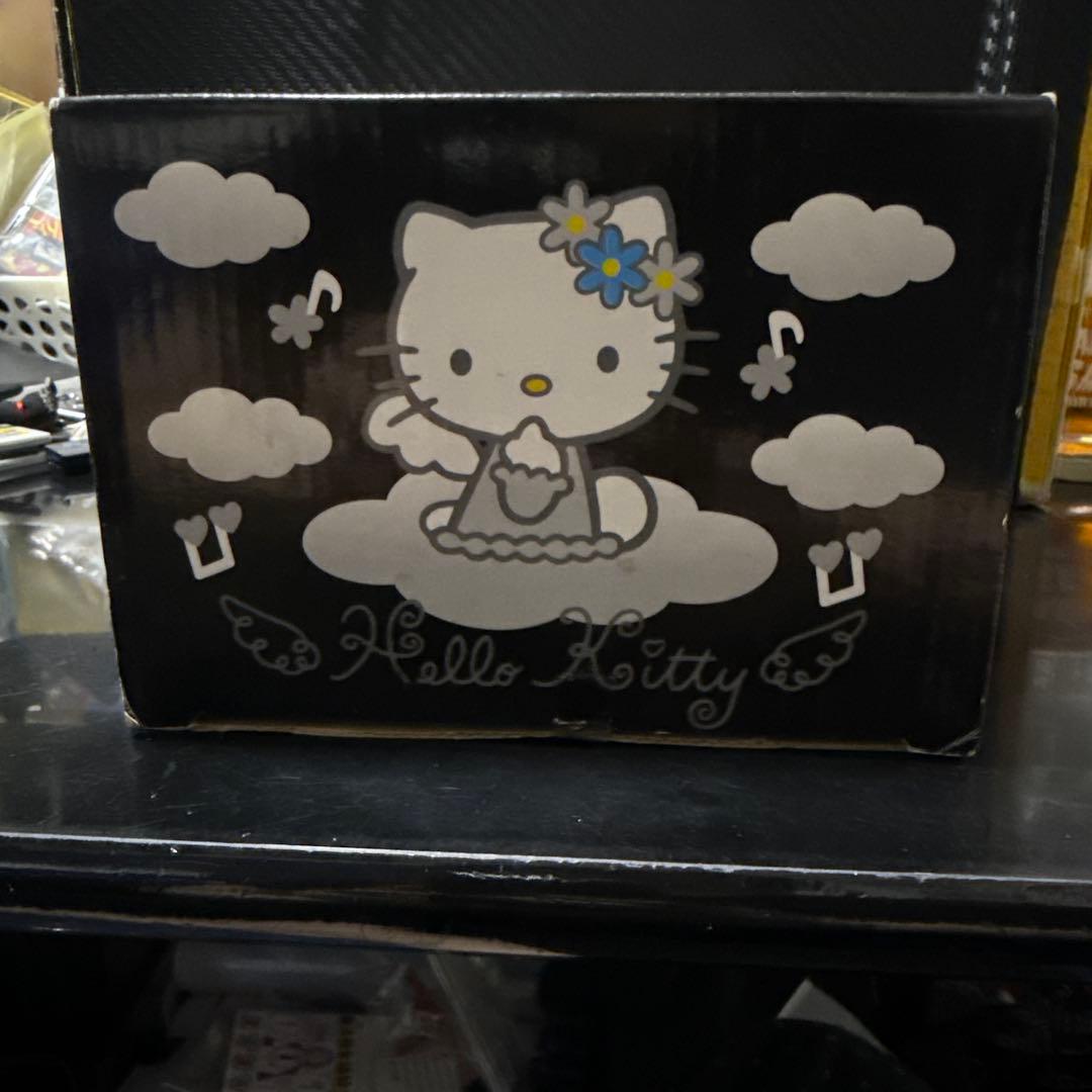 ハローキティパタパタウィングクロック 置時計