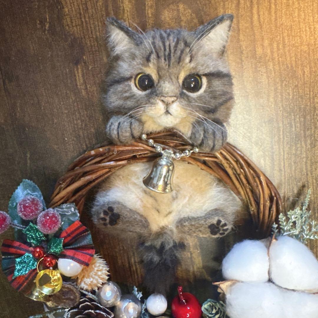 羊毛フェルト猫 キジ猫 クリスマスリース