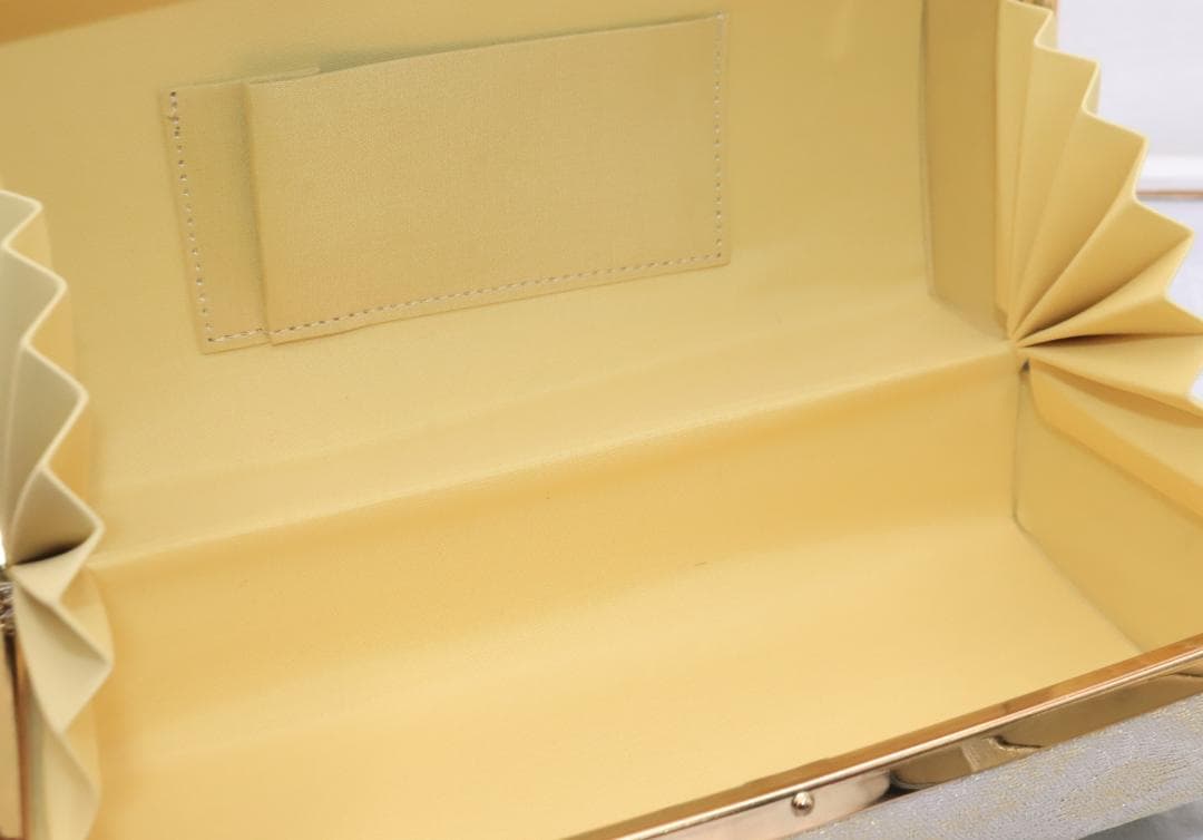 ◇未使用 和装バッグ 草履セット ゴールド系カラー 着物 小物