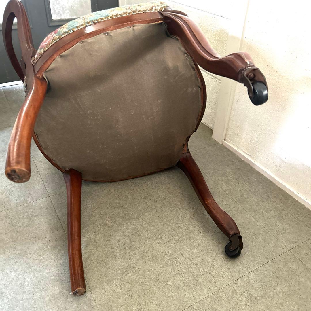 値下げ❗️アンティーク　イギリス　バルーンバックチェア　キャスター付き　ゴブラン織