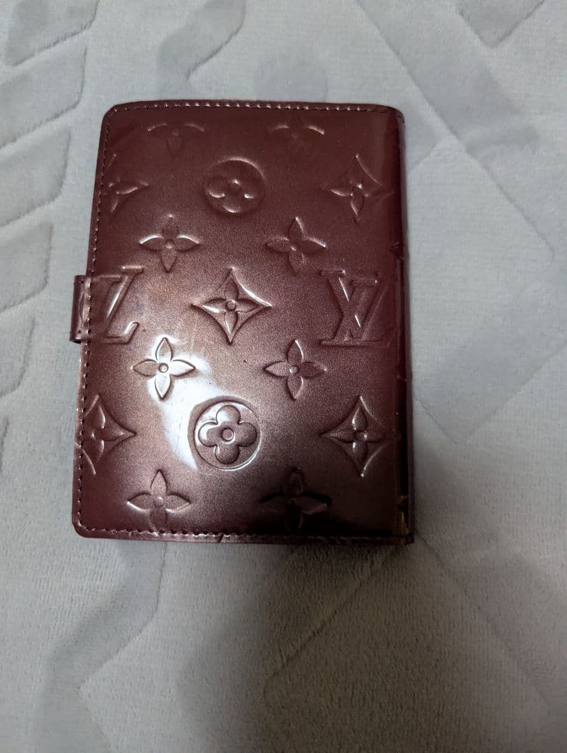 Louis Vuitton ルイヴィトン 手帳カバー ヴェルニ 6穴式 エナメル