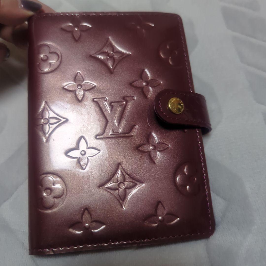 Louis Vuitton ルイヴィトン 手帳カバー ヴェルニ 6穴式 エナメル