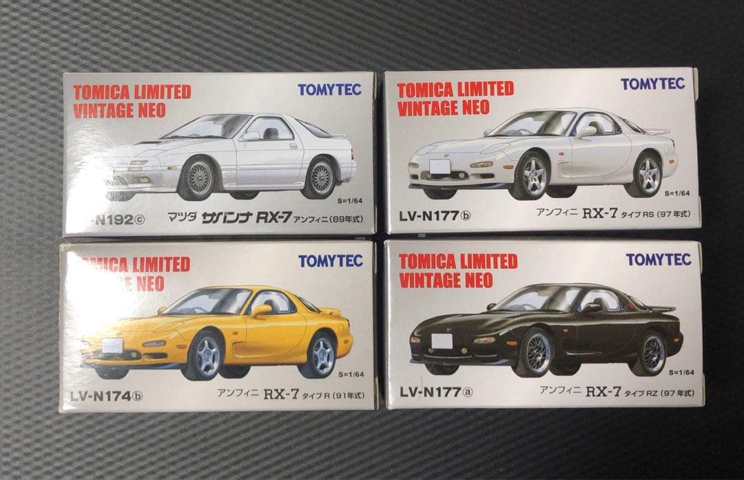 1/64 トミカリミテッドヴィンテージ　アンフィニ　RX-7 FD3S FC3S