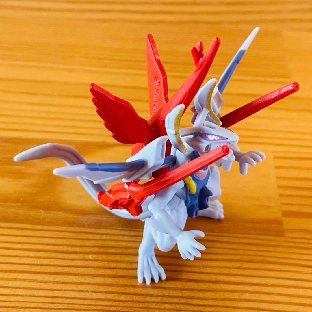 月光龍ストライクジークヴルム　フィギュア　貴重　絶版