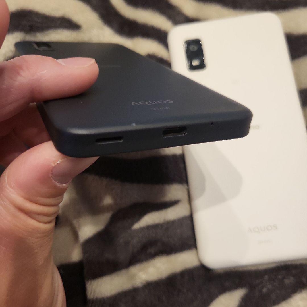AQUOS　SH-51C本体2つ