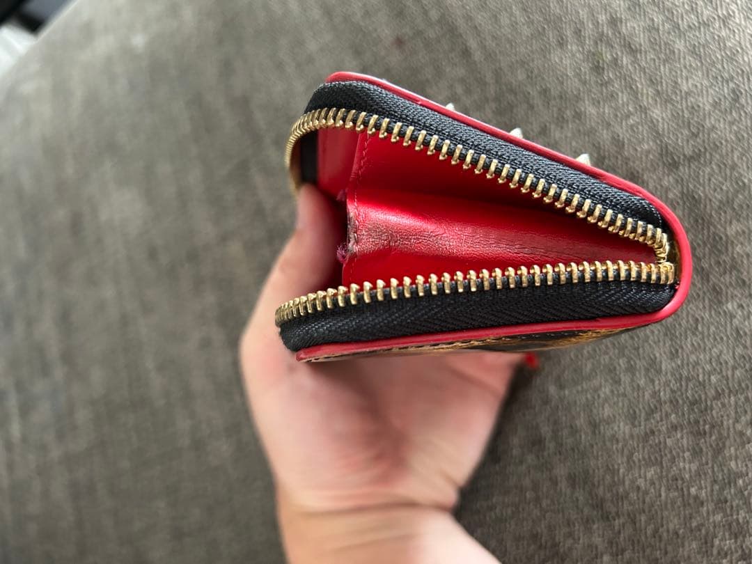 【週末セール】Christian Louboutin ヒョウ柄ケース