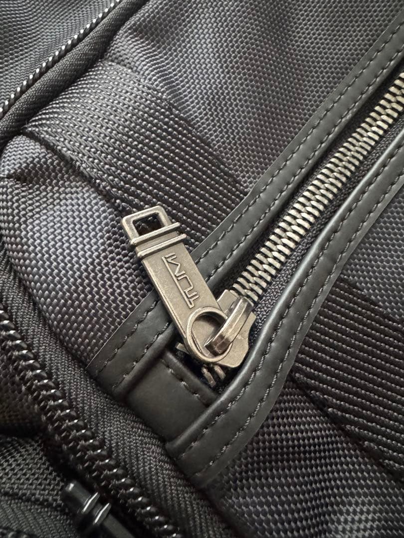 TUMI 迷彩柄 ビジネスバッグ