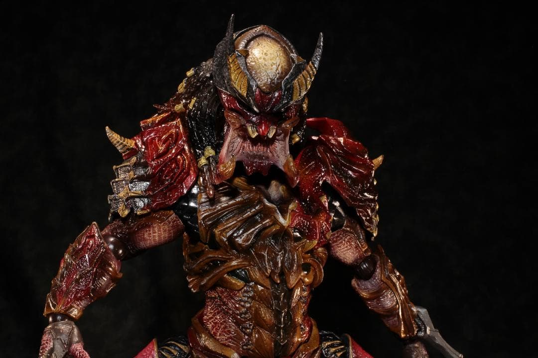 中古 PREDATOR VARIANT PLAY ARTS改 プレデター