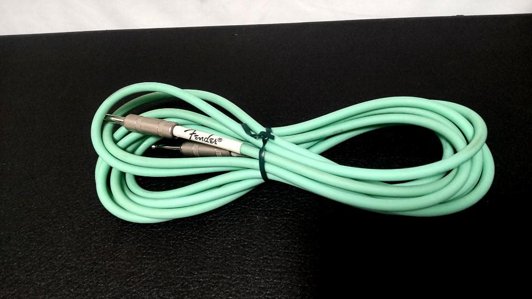 Fender Squier テレキャスター（ハードケース＆ソフトケース付）