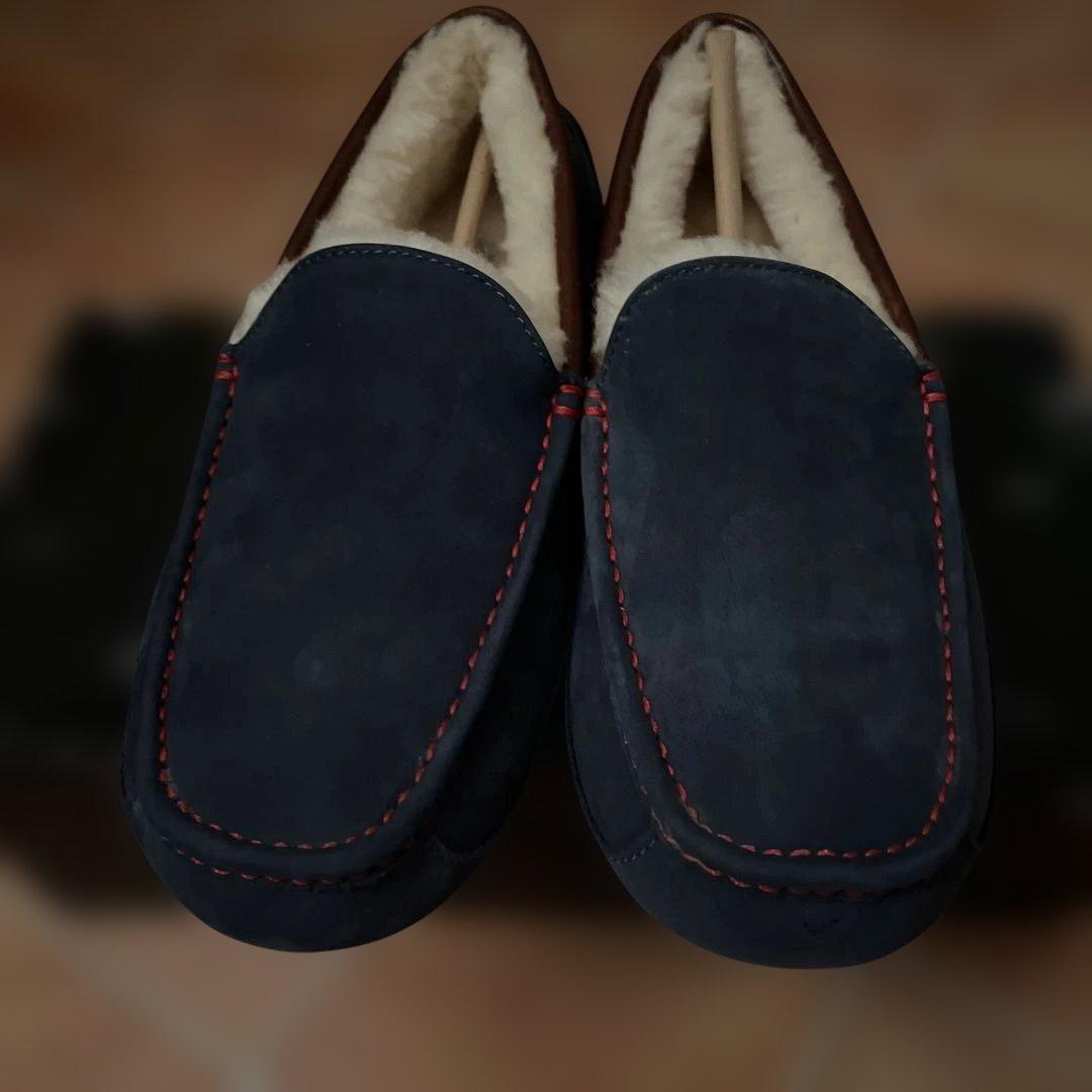 新品未使用　UGG モカシン　28cm