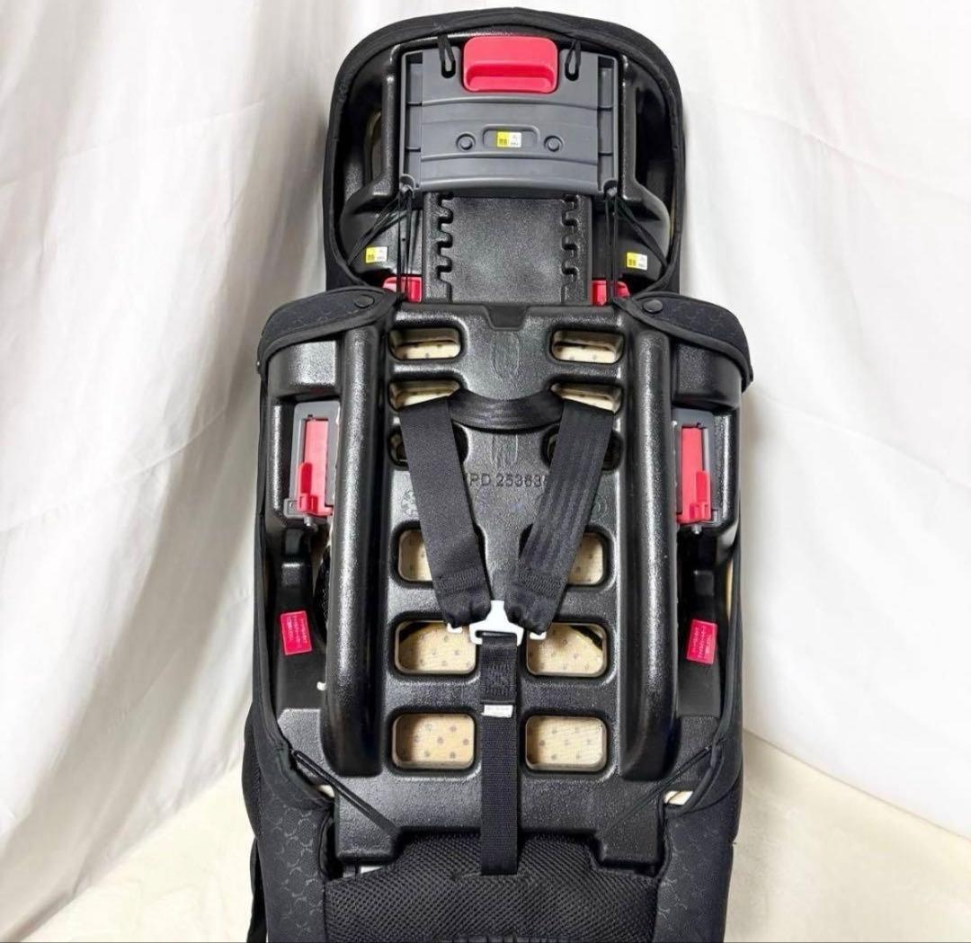 おこめ　Aprica Air Groove Plus 車用チャイルドシート