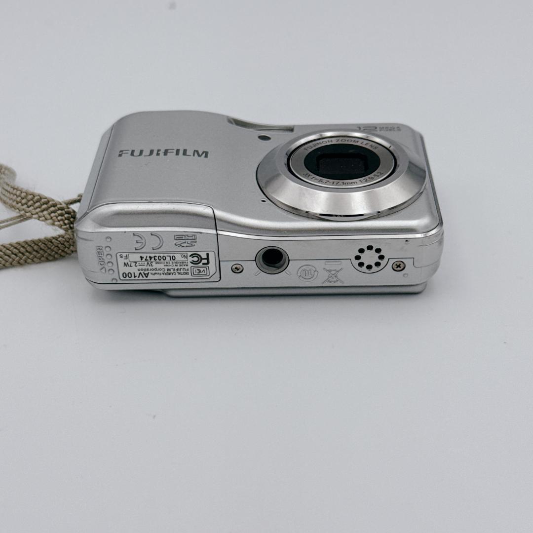 専用予約済み【良品】FUJIFILM FinePix AV100 コンパクトデジ