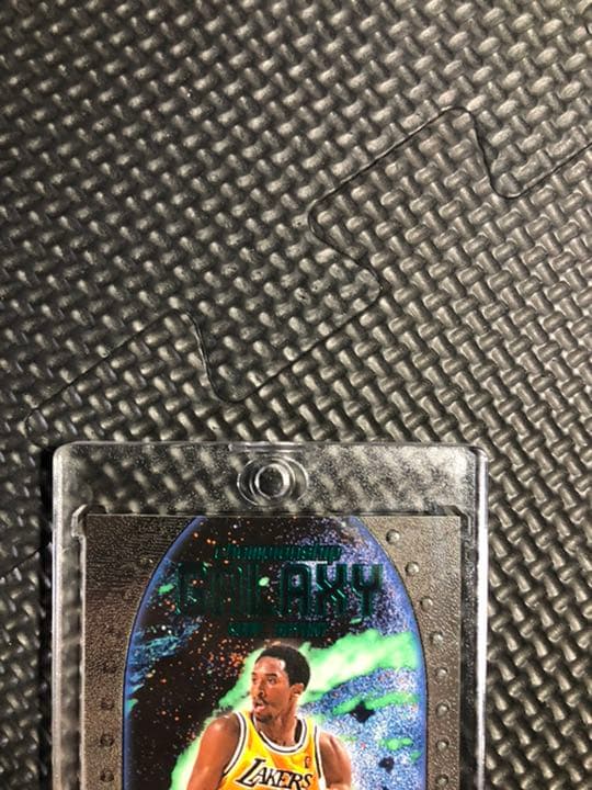 Kobe Brand. L UNIVERSE.GALAXY❣️