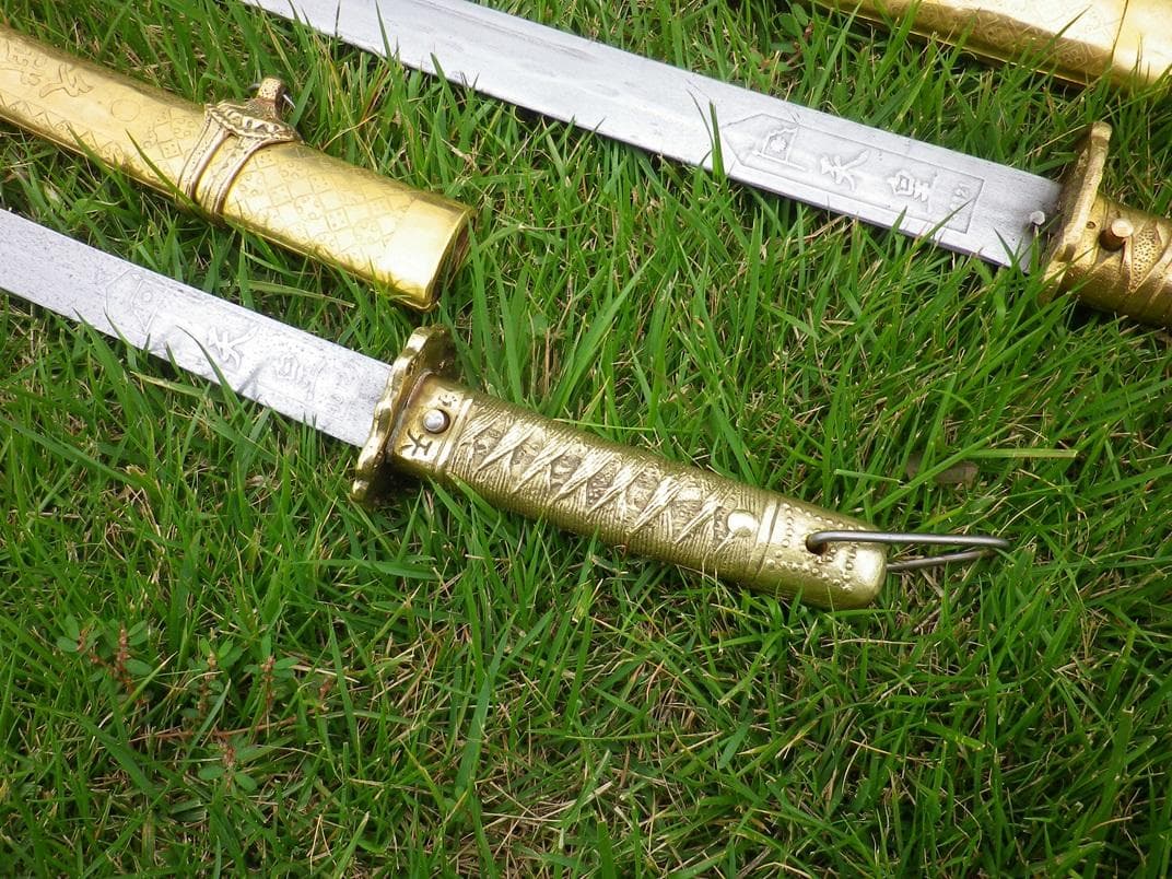 紀元二千六百年節祭の模造刀　昭和十五年　佐藤小太郎　貴重な大小セット